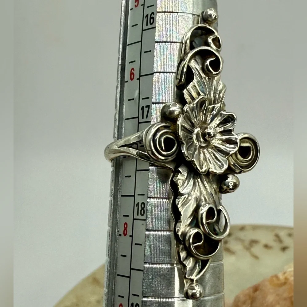 Native American 925 Floral Leaf Statement Ring by Harry B. Yazzie – NWOT
